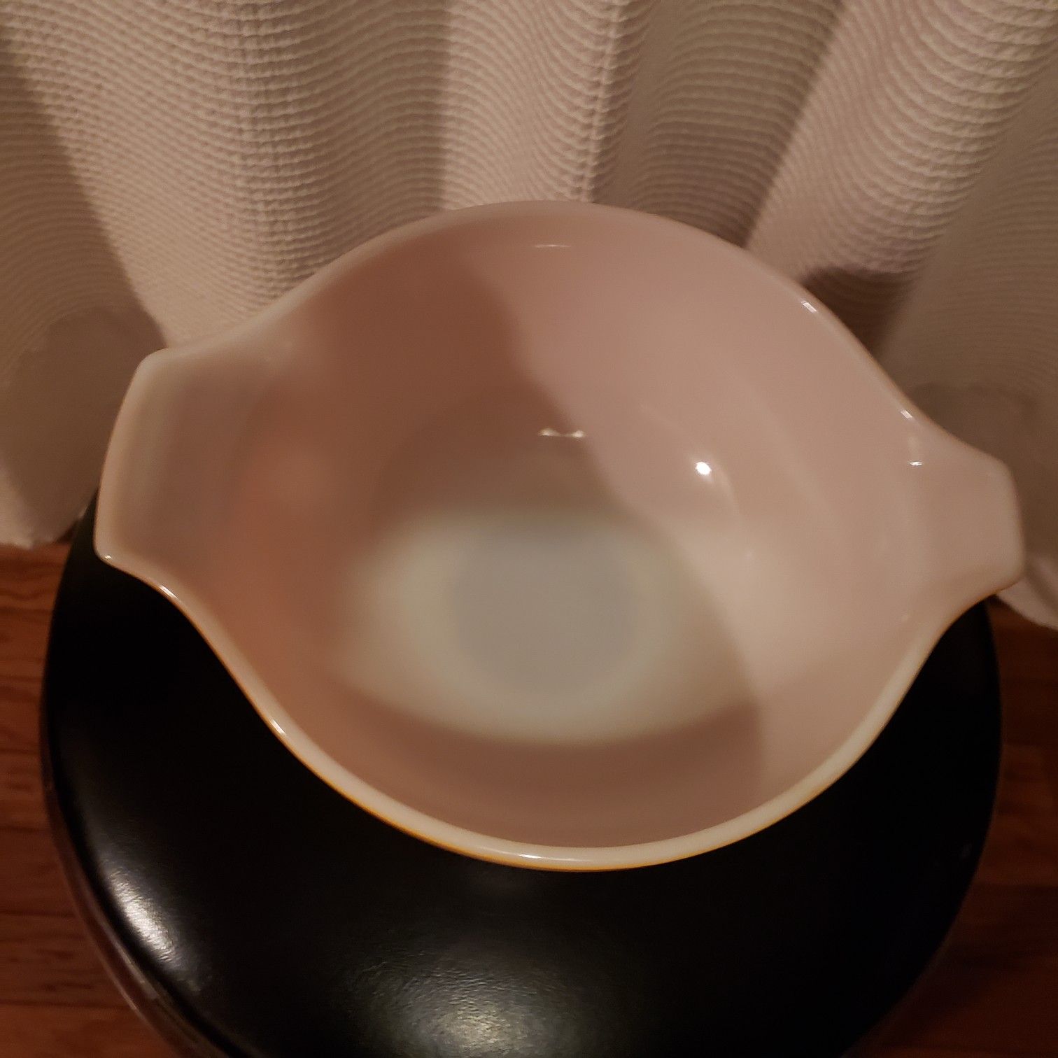 Pyrex small orange bowl..