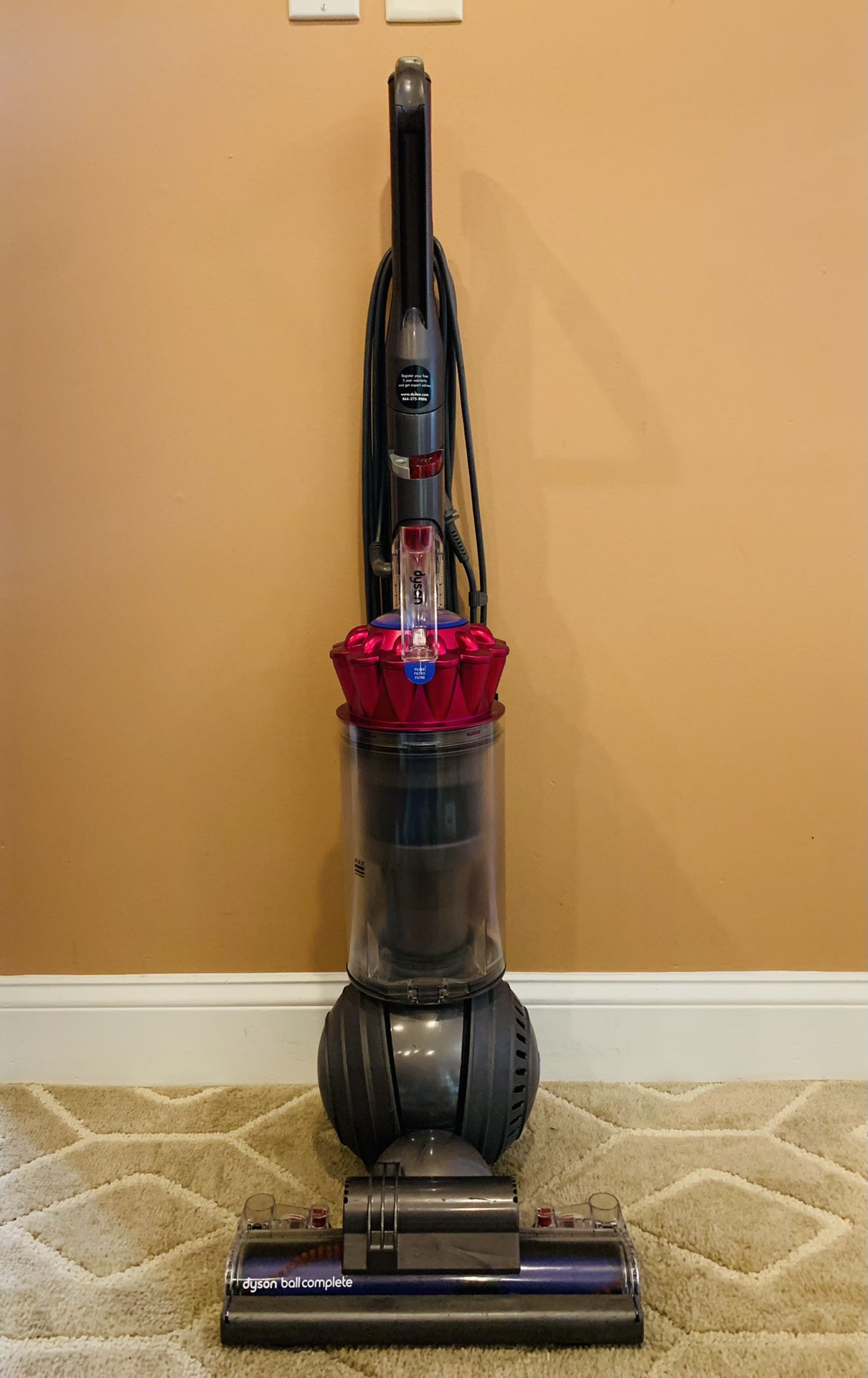 Dyson DC 65 vacuum Cleaner 