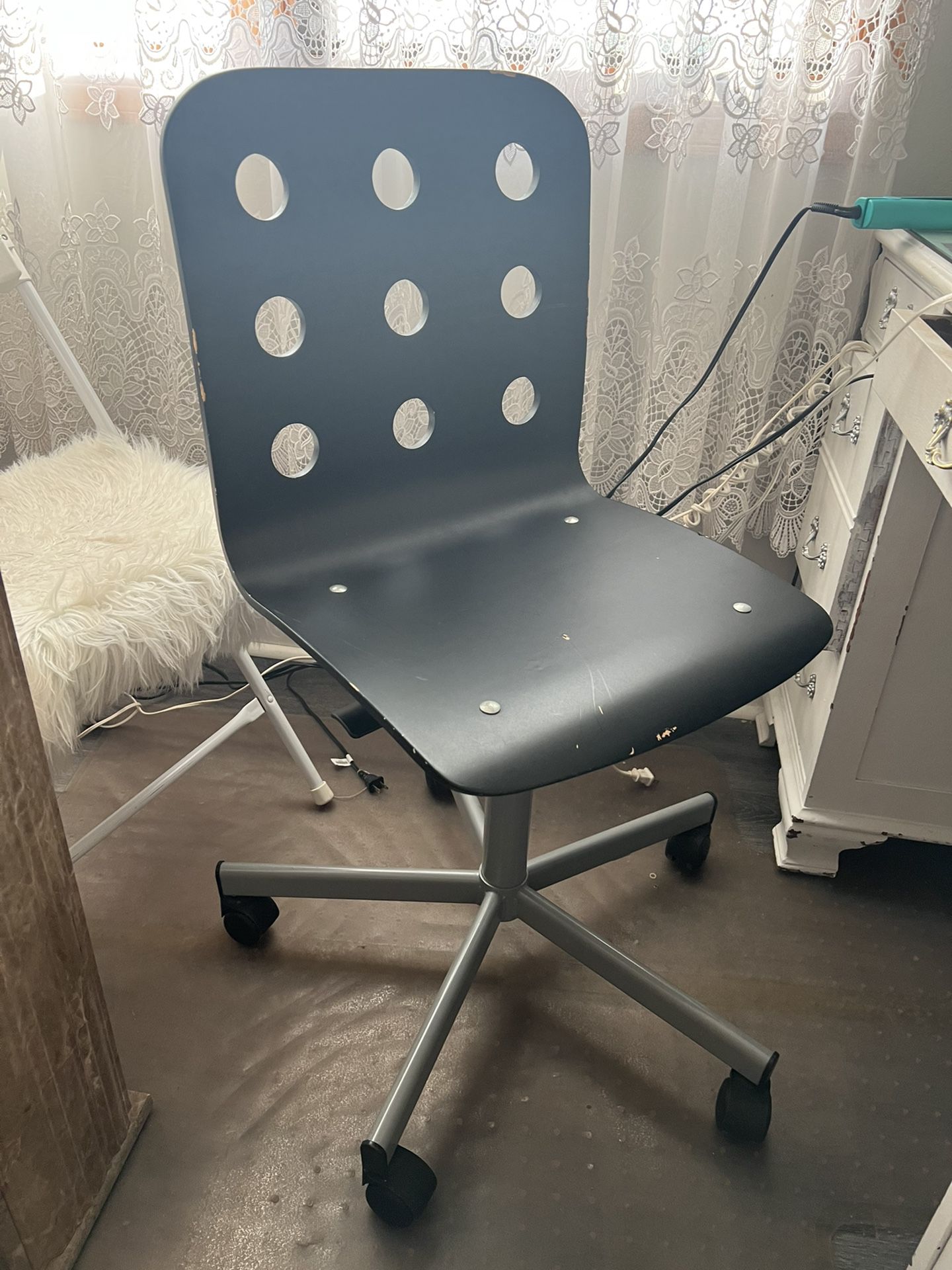 Vanity/ Office Chair 