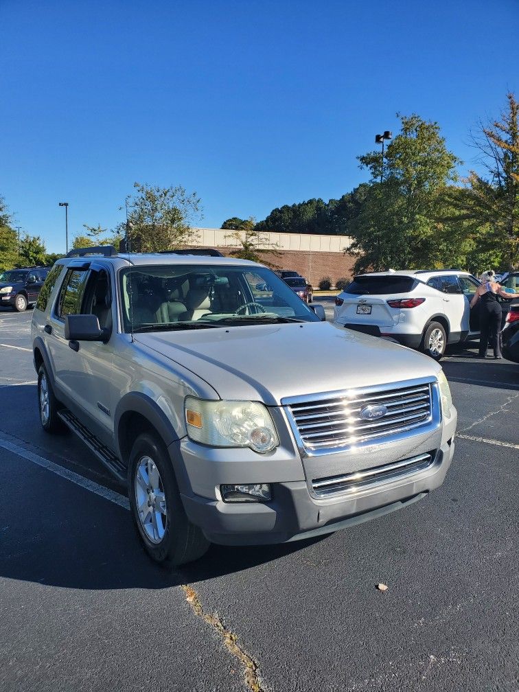 2006 Ford Explorer