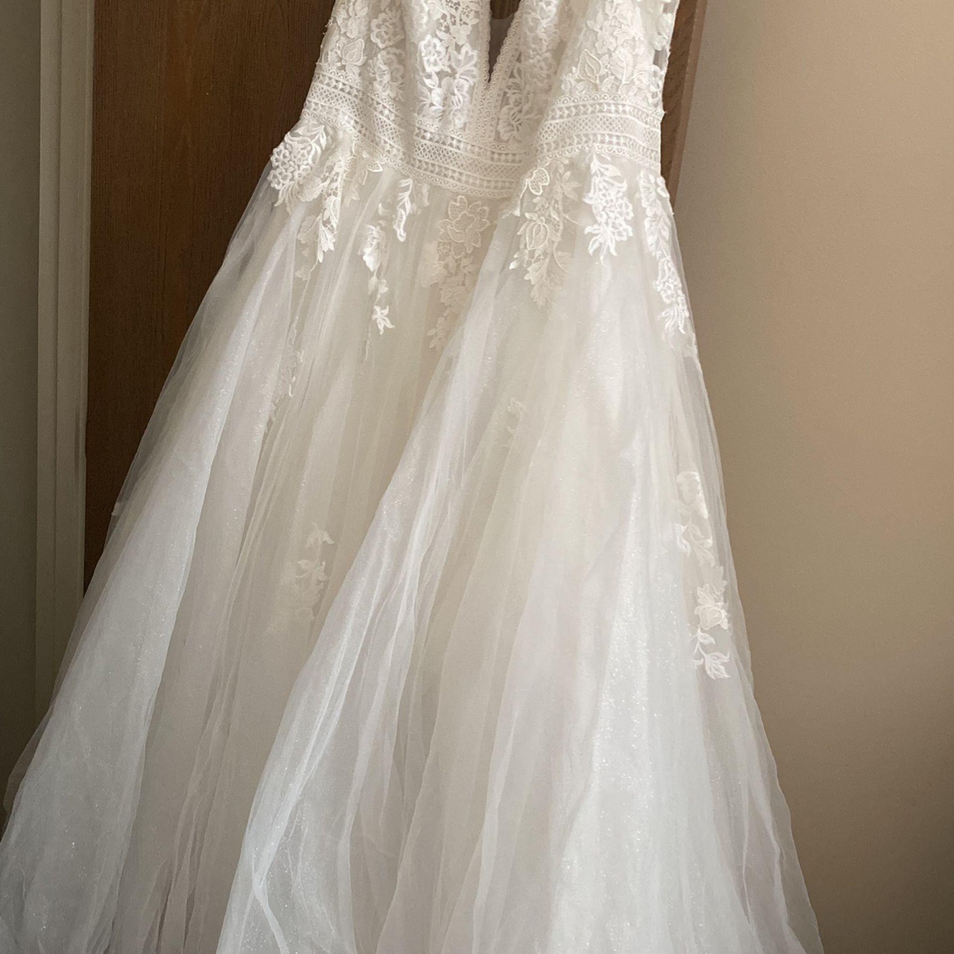 Size 18 Ivory  Oleg Cassini Wedding Dress. 