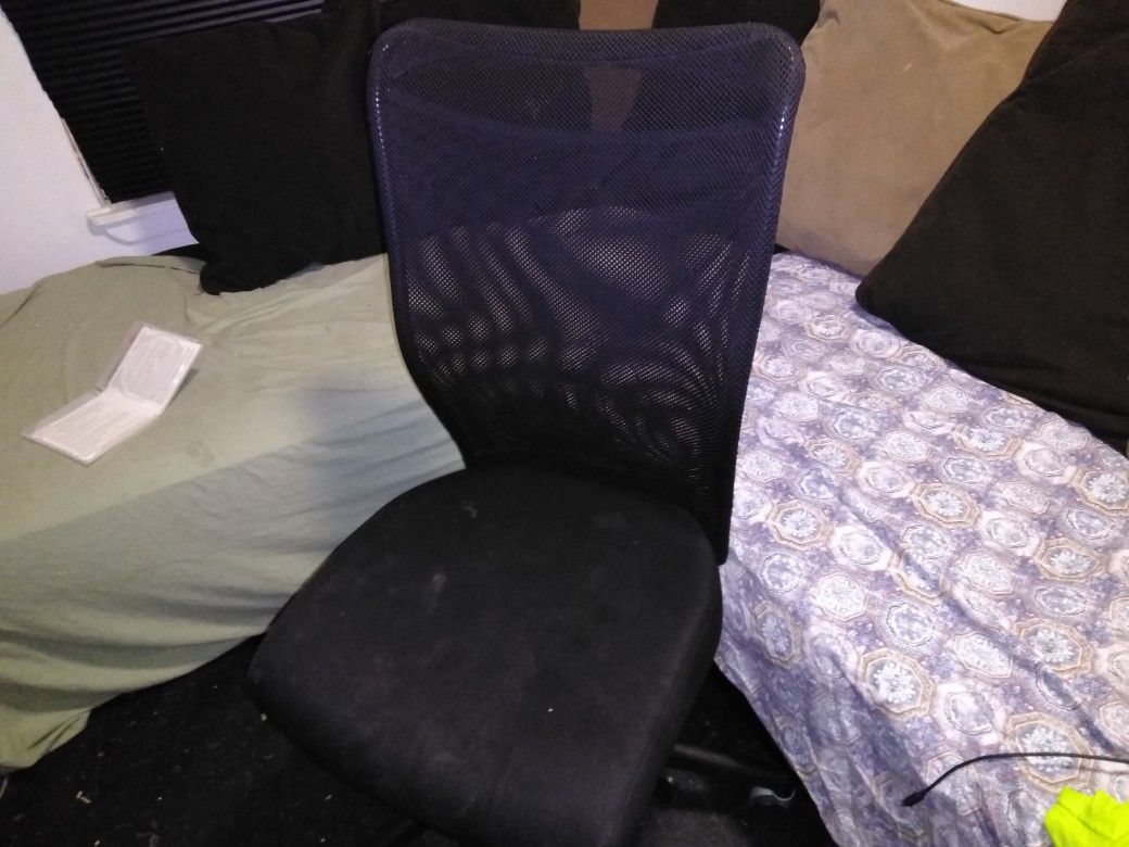 Sectional couch, rolling chairs and TV stand