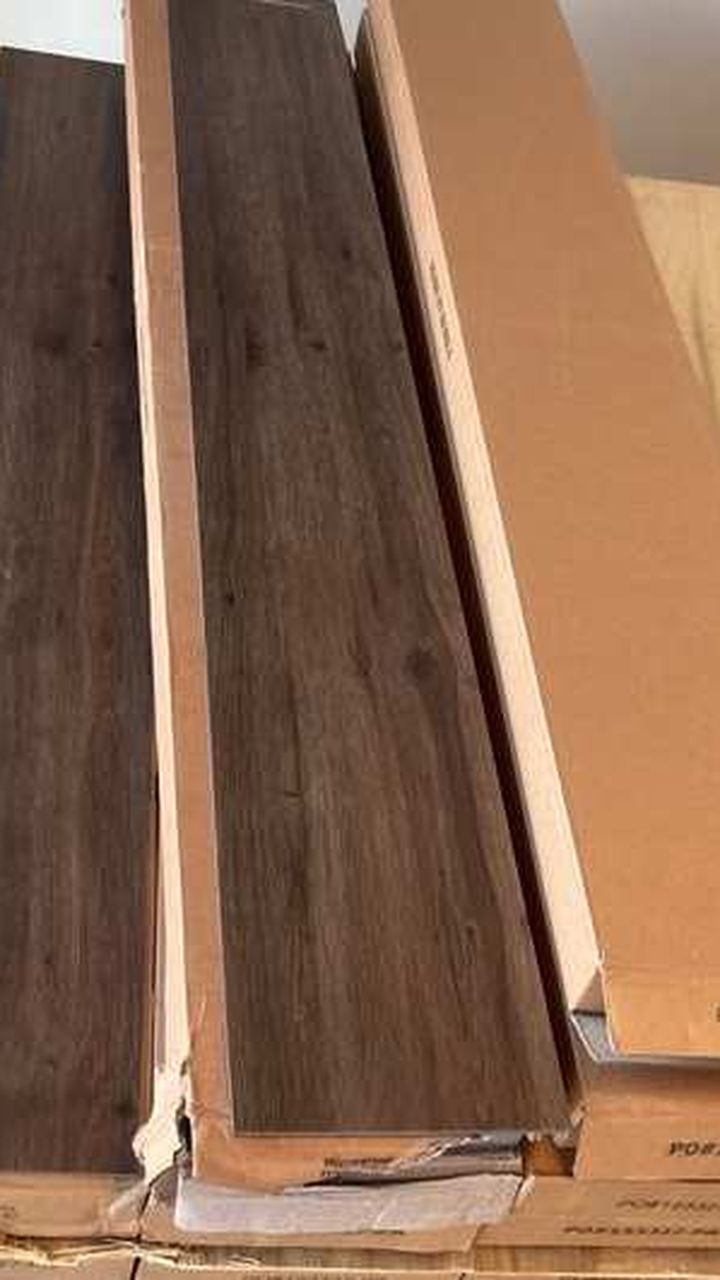 Luxury vinyl flooring (over 20,000 sq ft, $0.88 each sq ft) 9MVWN