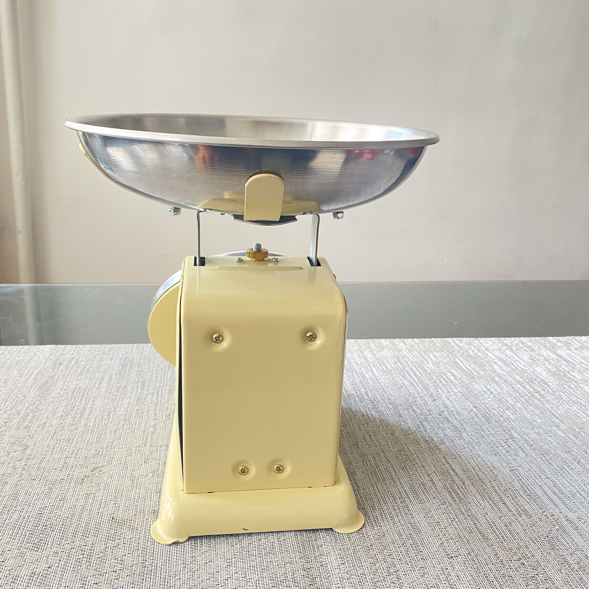 Update UP-710T 7" Fixed Dial Scale - 10 lb Capacity, 1 oz Graduations