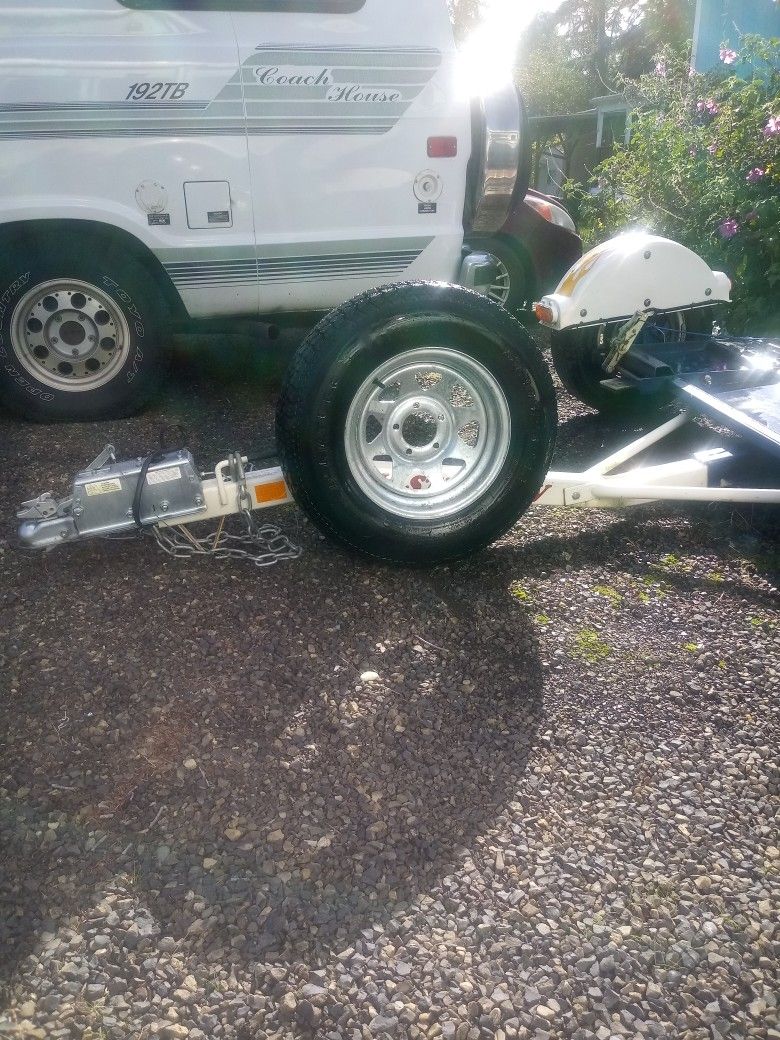 Tow Dolly