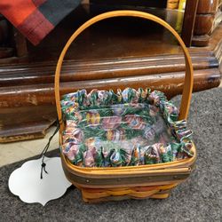1998 Longaberger Small Easter Basket With Liner And Protector Thumbnail