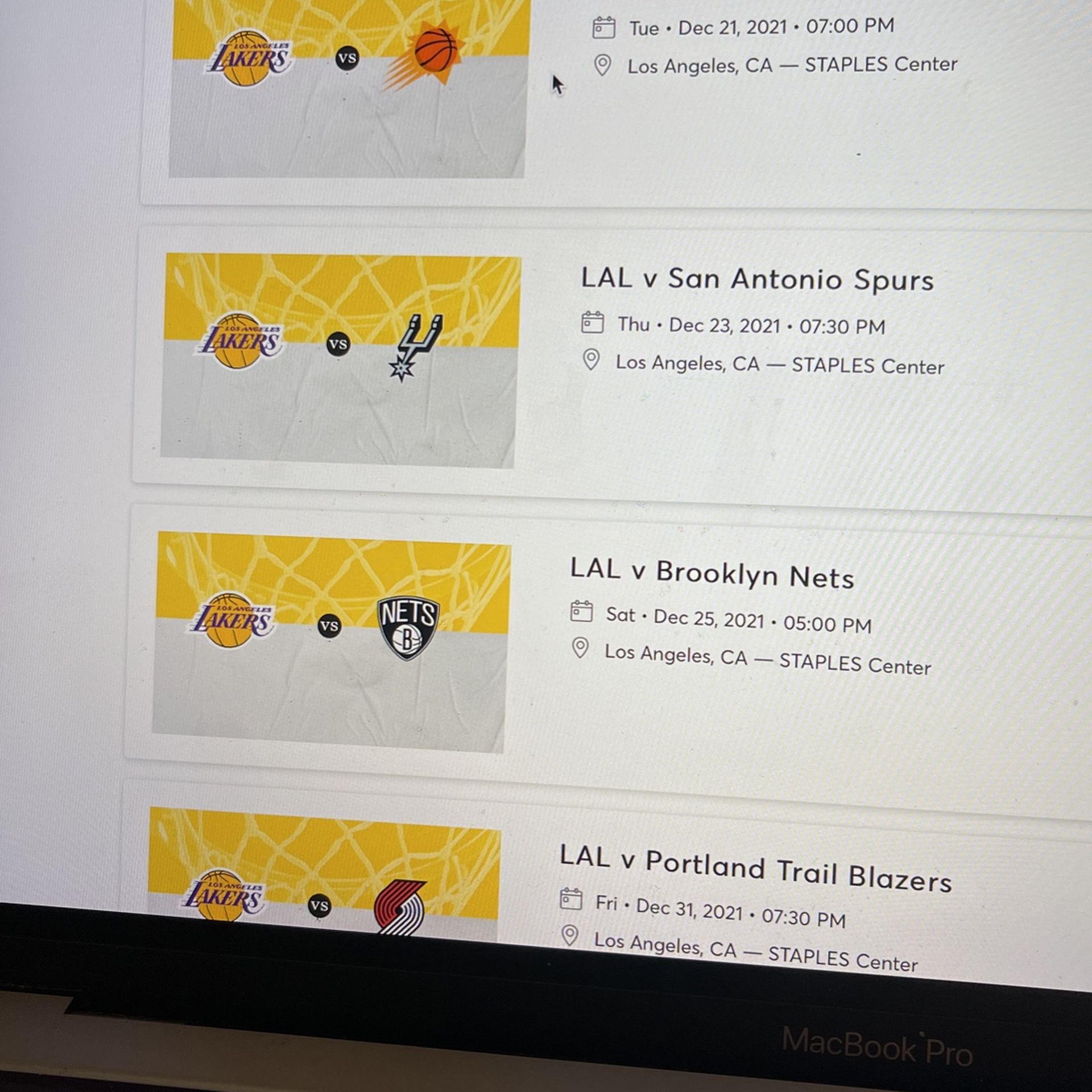 Lakers Tickets