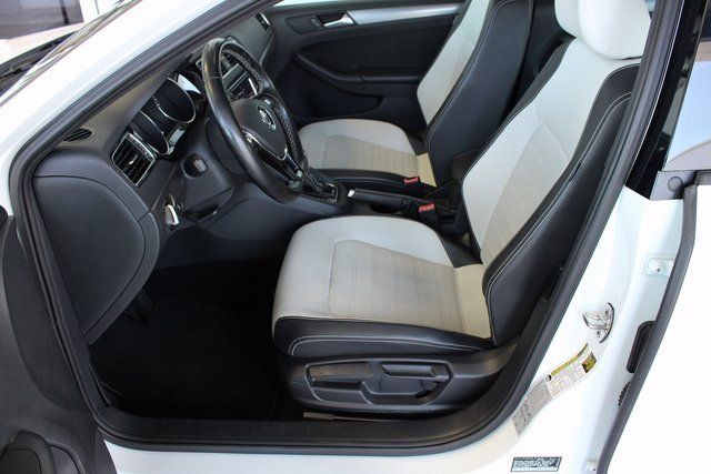 2017 Volkswagen Jetta