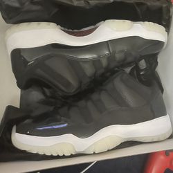 Brand New Jordan Retro 11s Size 9 Thumbnail