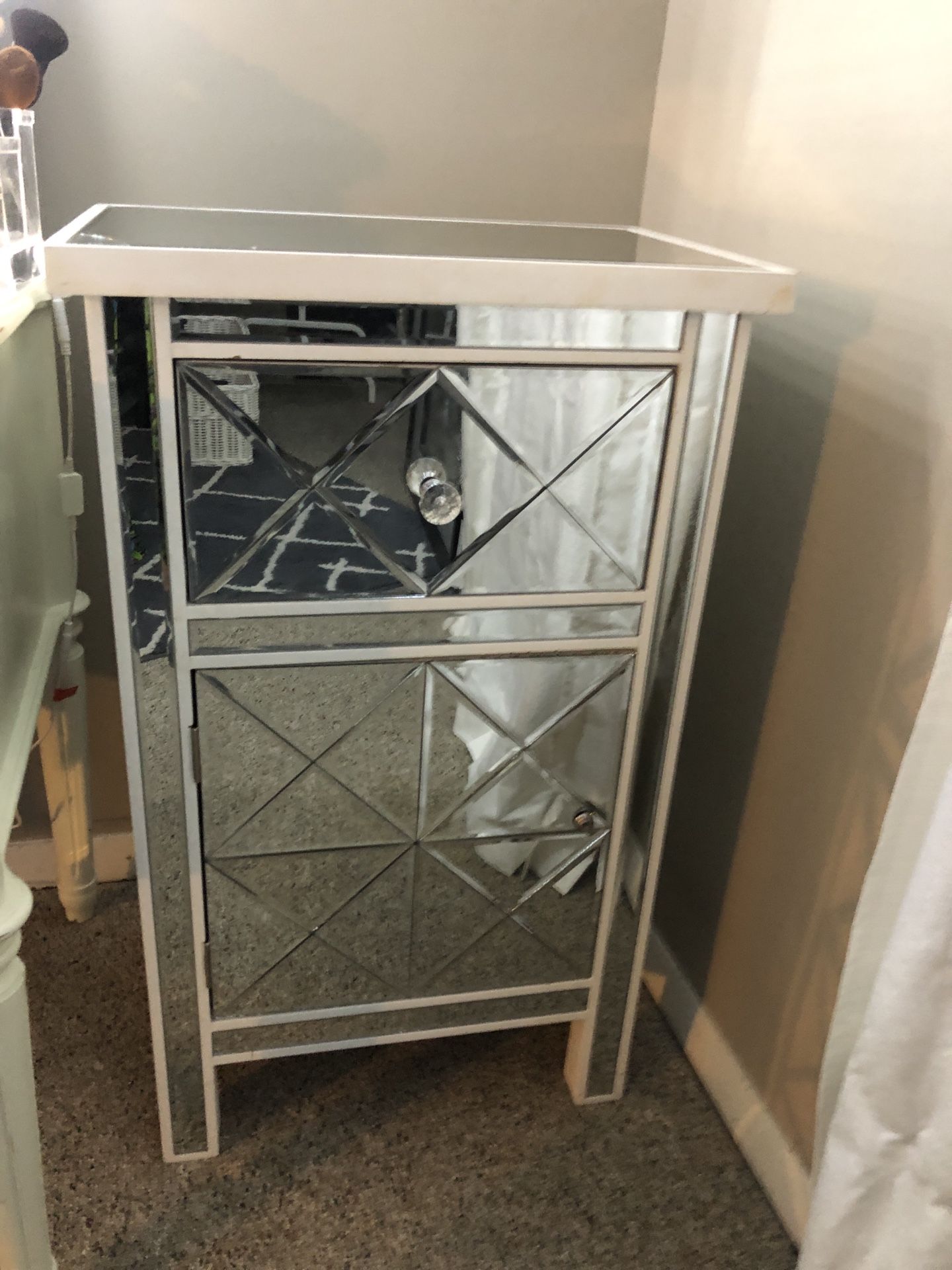 Glass Mirror Night Stand/makeup Table