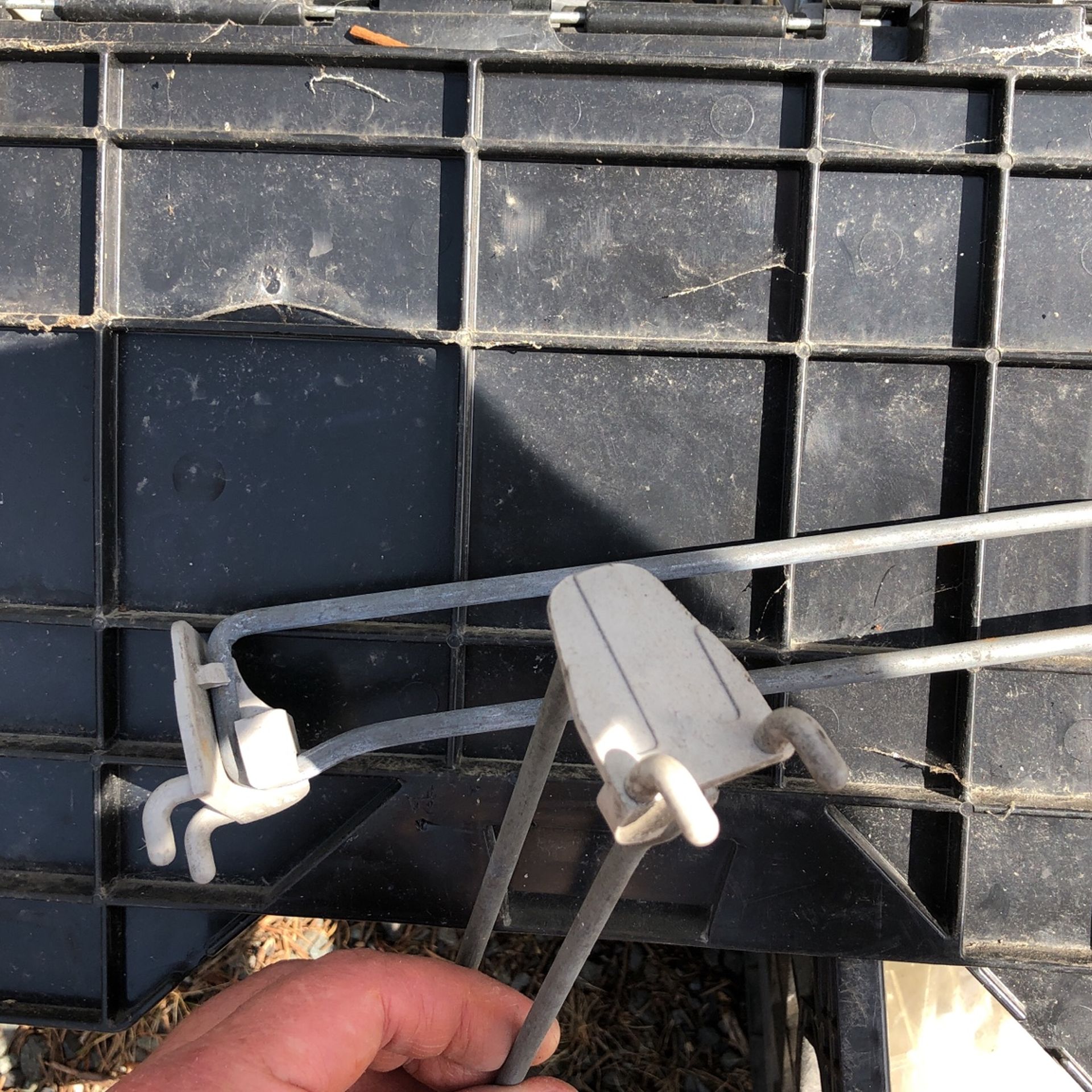 Display price hangers Hooks, Shelving, pegboard Metal equipment holder bracket