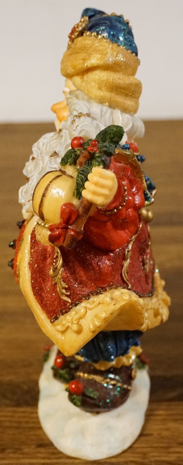 Santa Bearing Gifts Statue