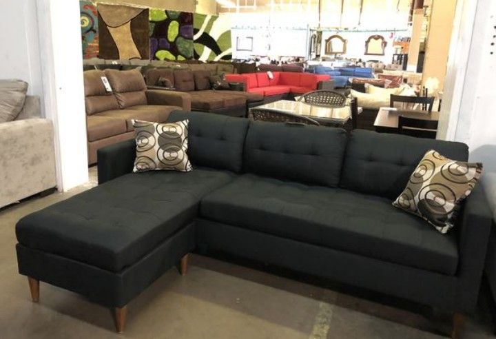 Brand New Black Linen Sectional Sofa Couch (New In Box)