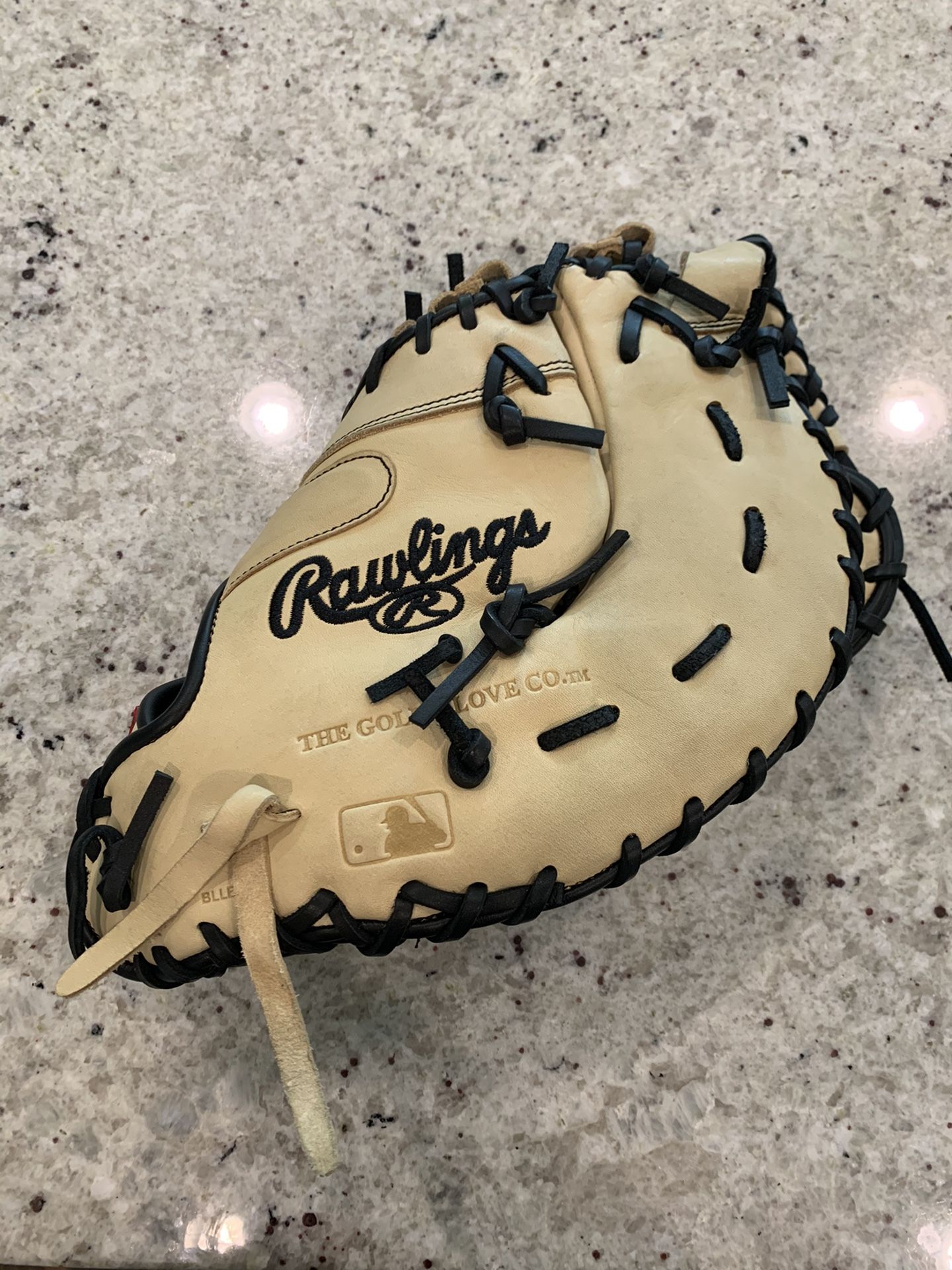 Rawlings 13” GG Elite Series Baseball Mitt - Camel/Black, Left Hand Throw, Right Hand Catch