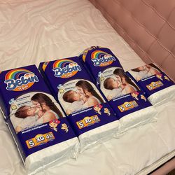 Diapers Size 5  Thumbnail