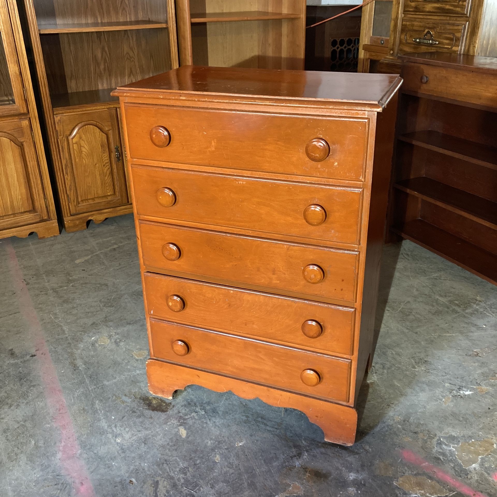Pine dresser