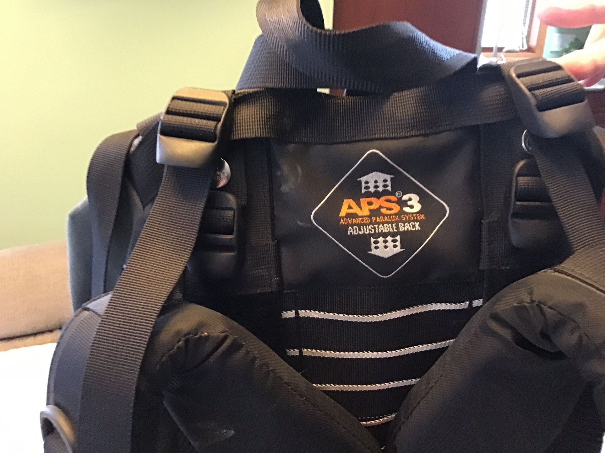 BACKPACK / LOWE ALPINE / APS-3 / SIROCCO CLASSIC ND70+15 / CROCODILE GREEN /BLACK $60ELMHURST,IL. 60126