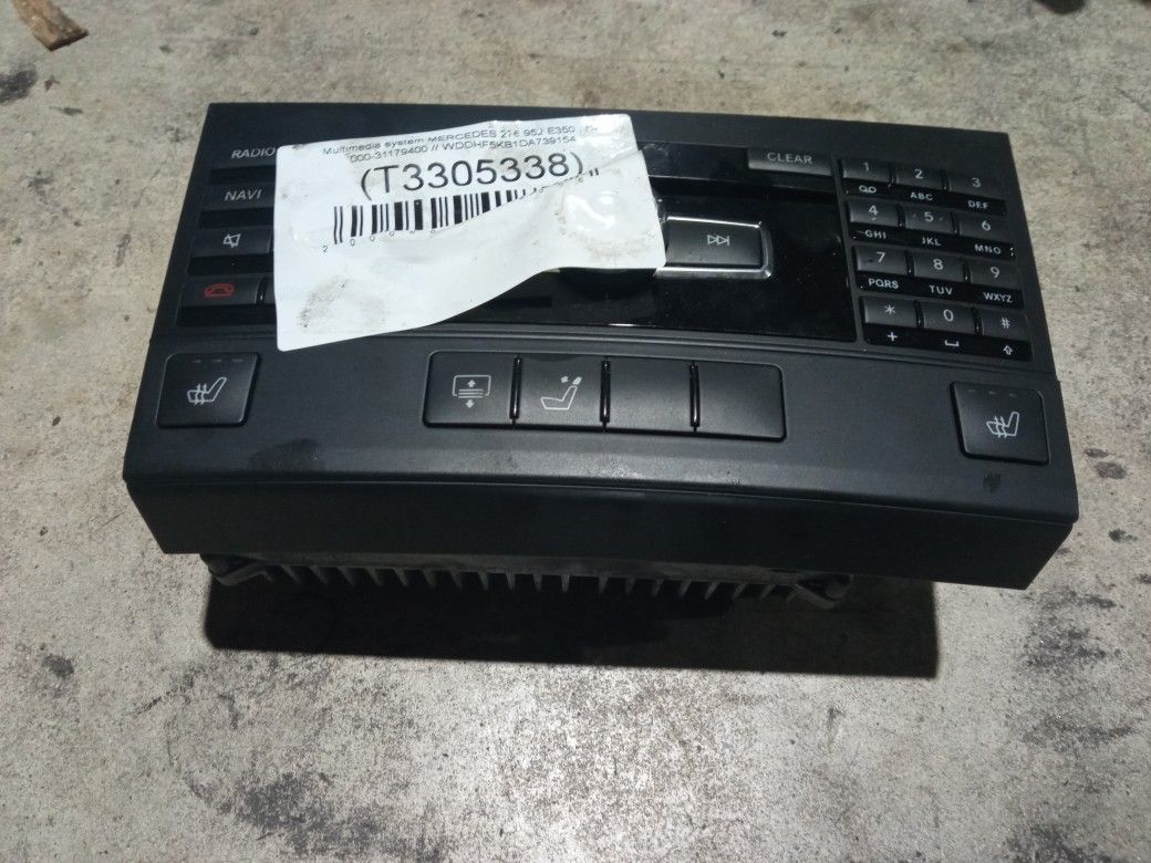 Multimedia System For 2013 Mercedes E-Class Stock 79400