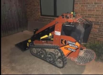 Skid Steer / Bobcat / Tractor El Dia/ Per Dayyy