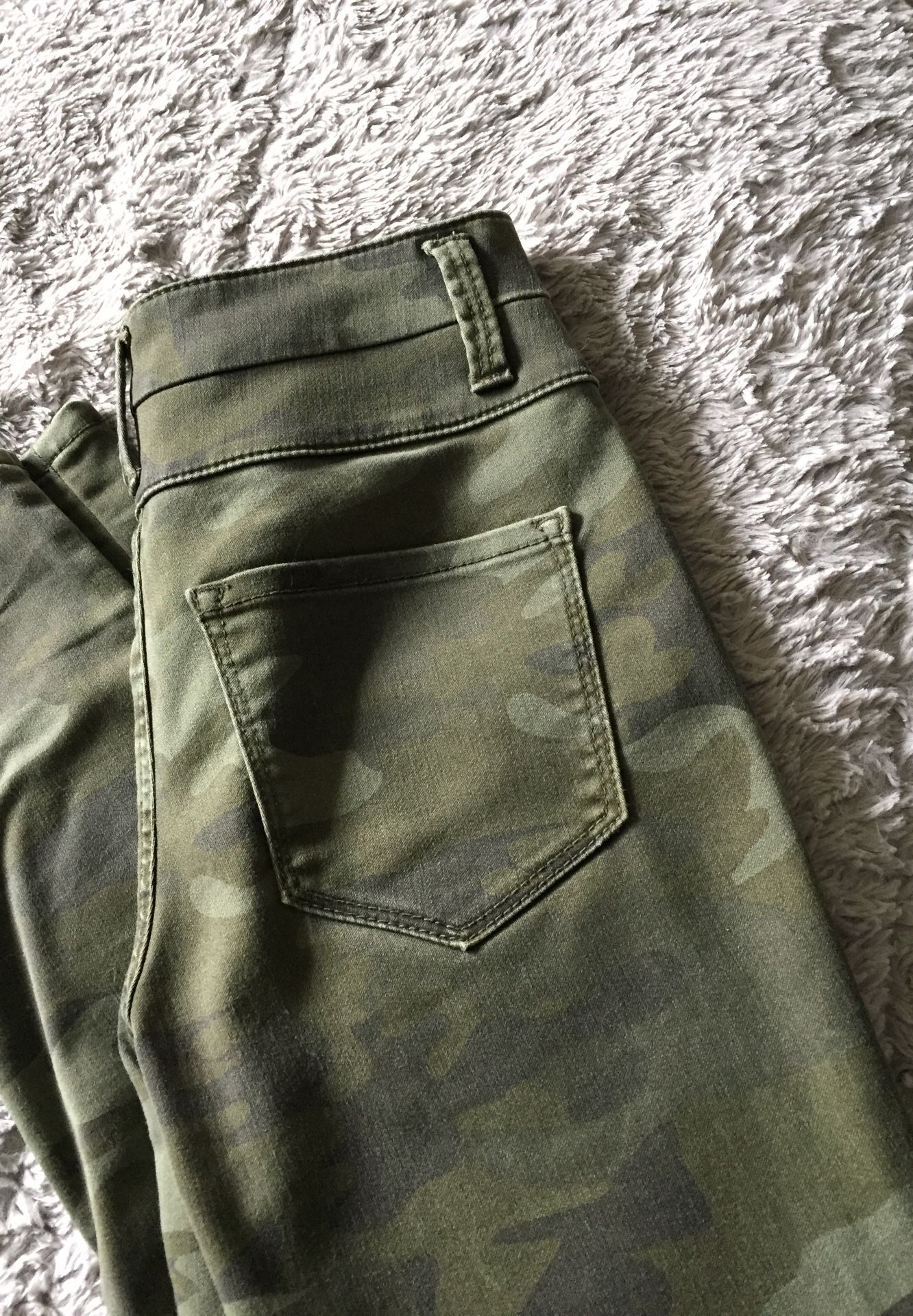 Camo pants