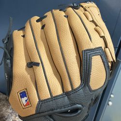 Wilson Baseball Glove Thumbnail