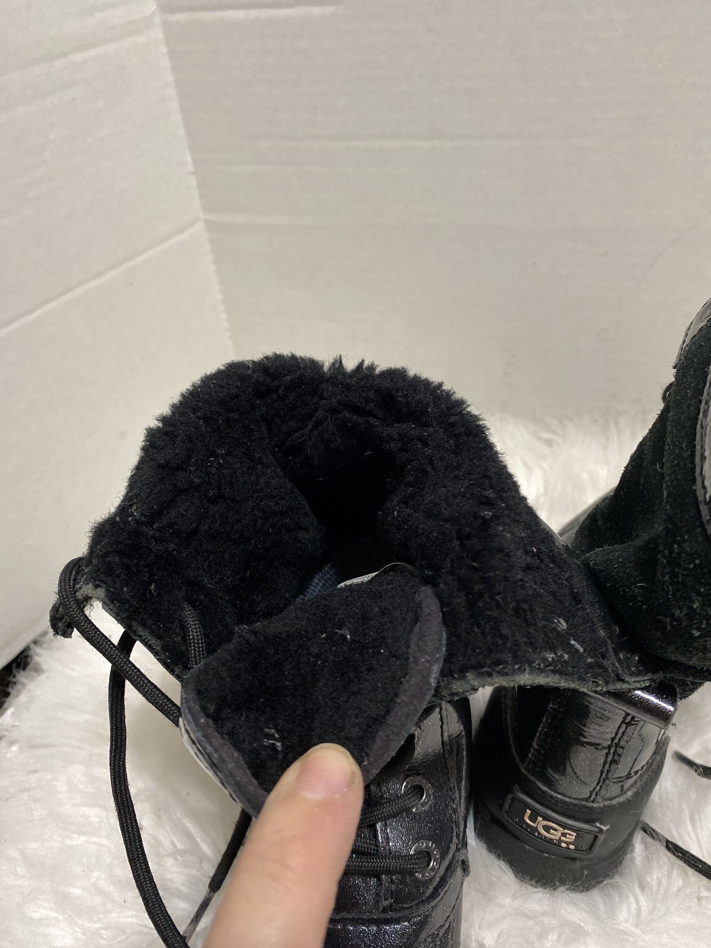 UGG Butte II Waterproof Winter Black Boots Kids Size 1