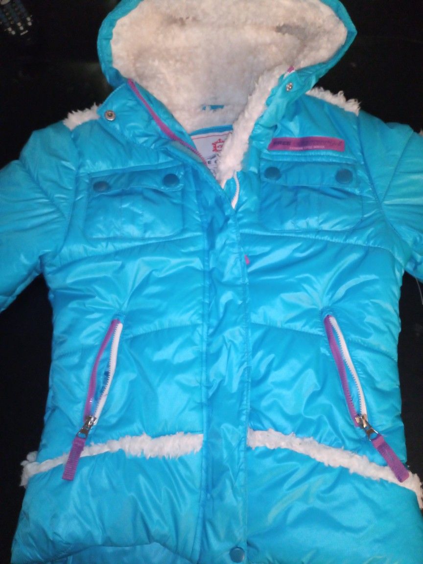 Girls Size 7 To 8 Snow Jacket Rain Jacket Made By Free Country In Brand New Condition
