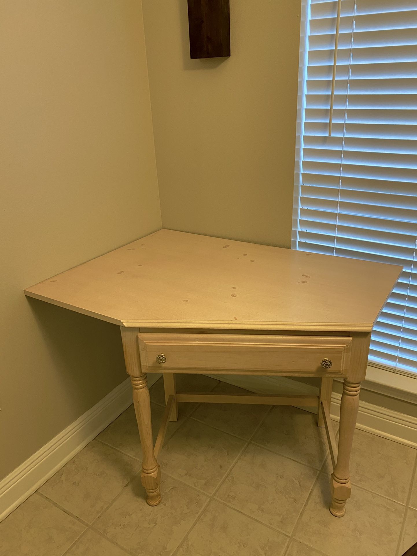 Broyhill Girls Full Bedroom Set