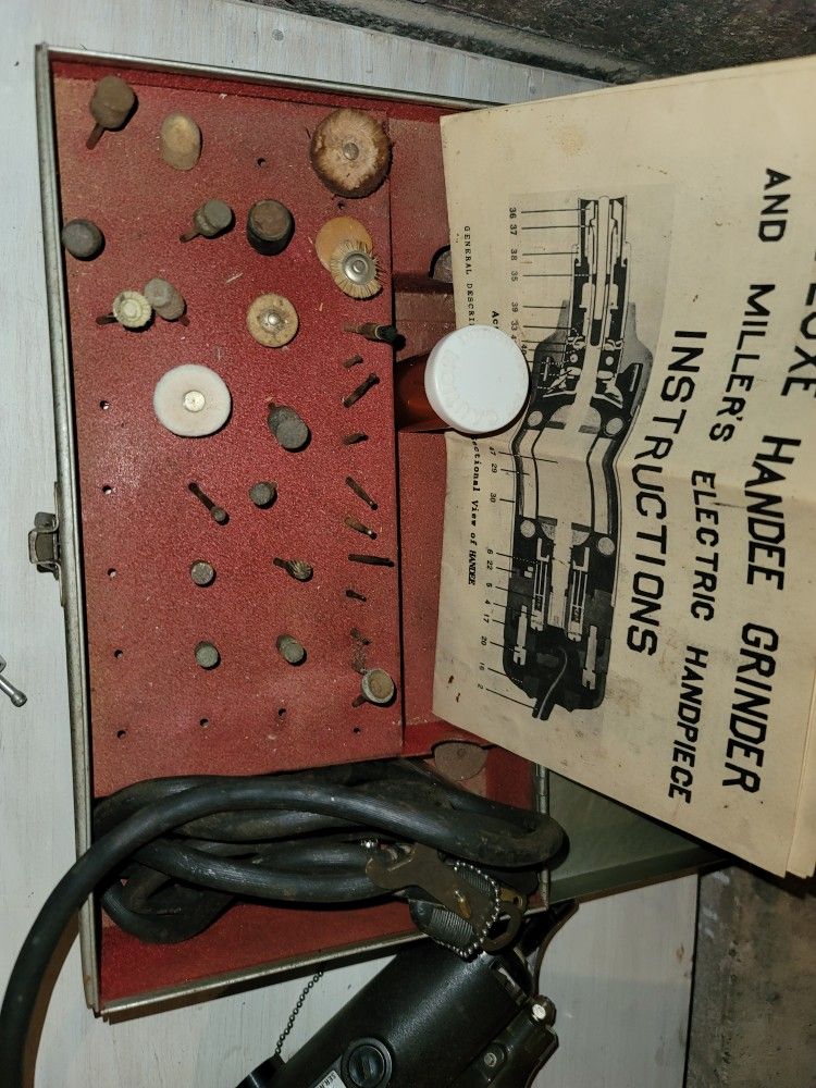 2 Dremel Tools And Vise And Attachments