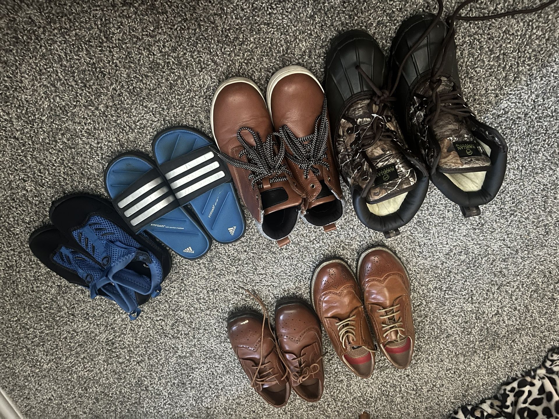 Boys Mixed Size Shoes