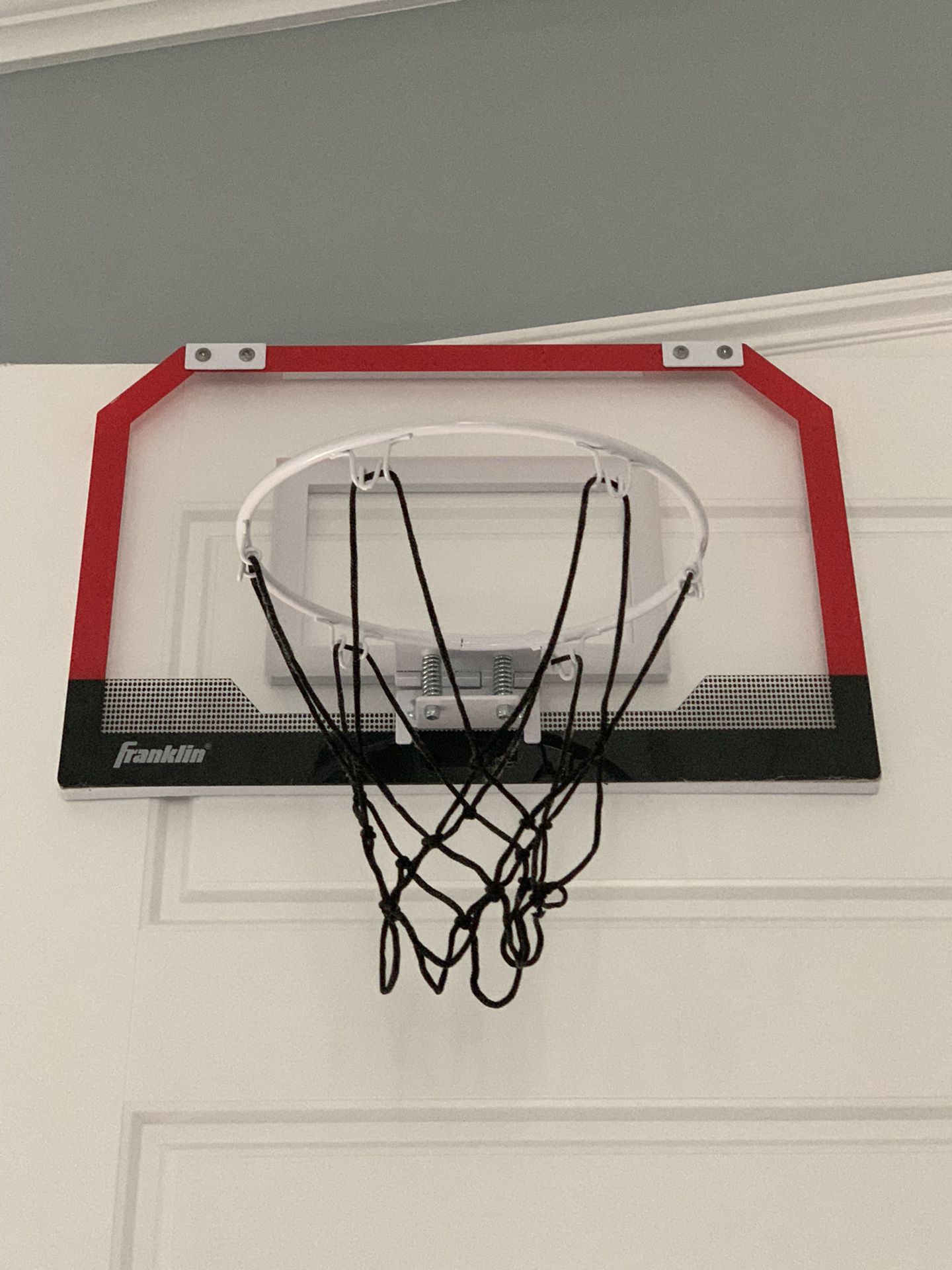 Franklin Door Basketball Hoop