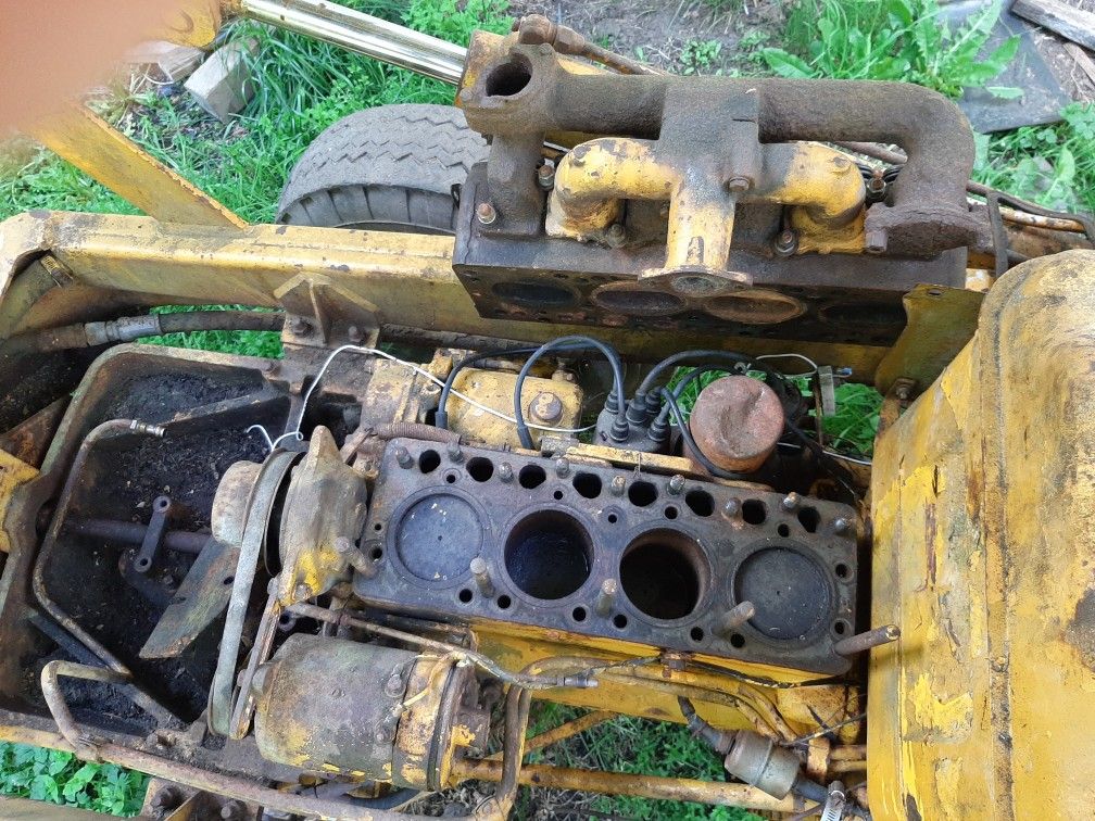 Case 420 Backhoe