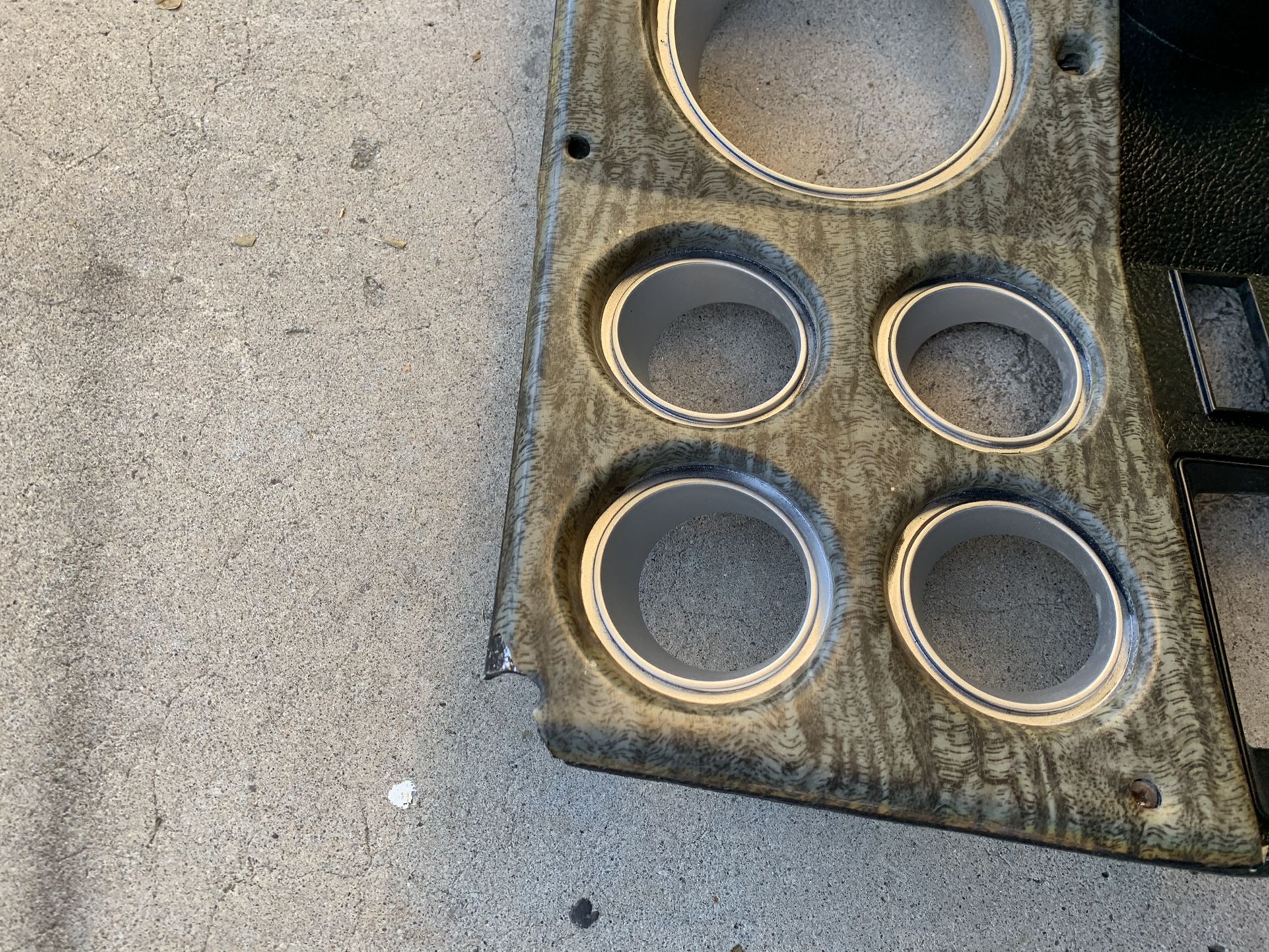 1975-76 Chevy Gmc Blazer K5 Suburban Truck Dash Bezel