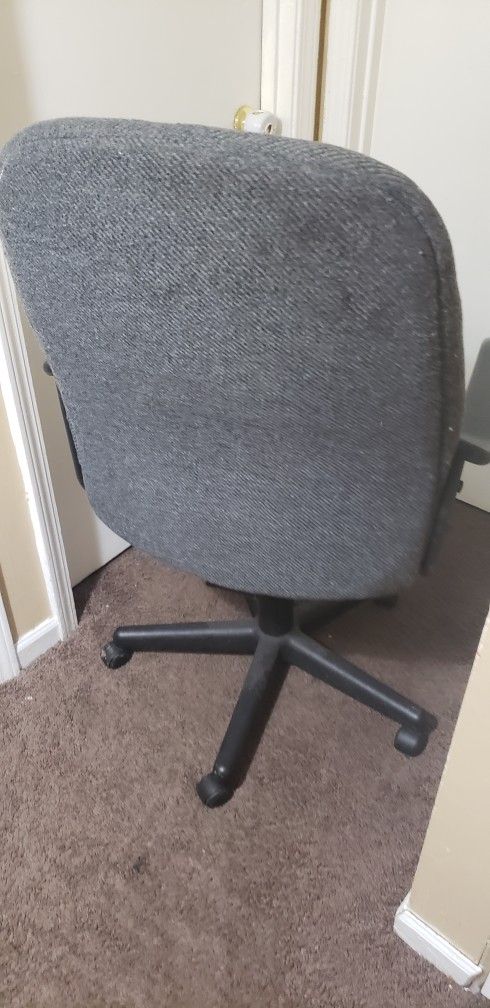 rolling chair