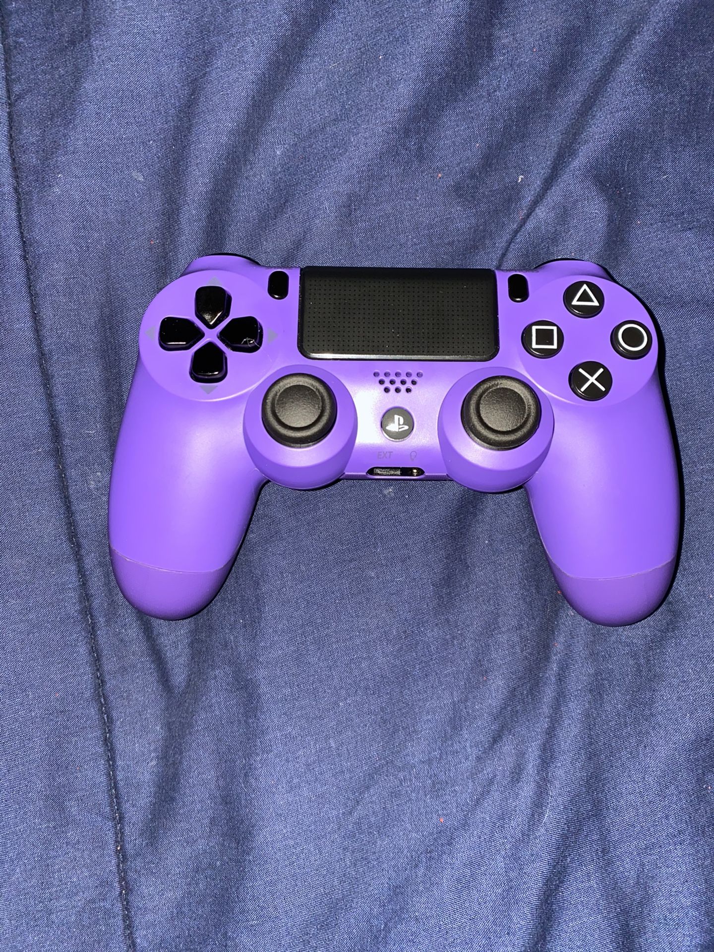 PlayStation 4 Controller— Electric Purple