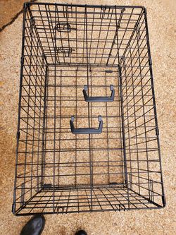 Small- medium size dog crate Thumbnail