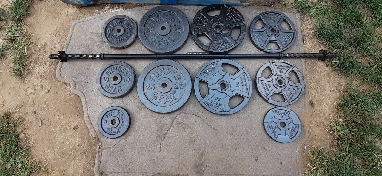 Gold's Gym And Fitness Gear Plates With Barbell