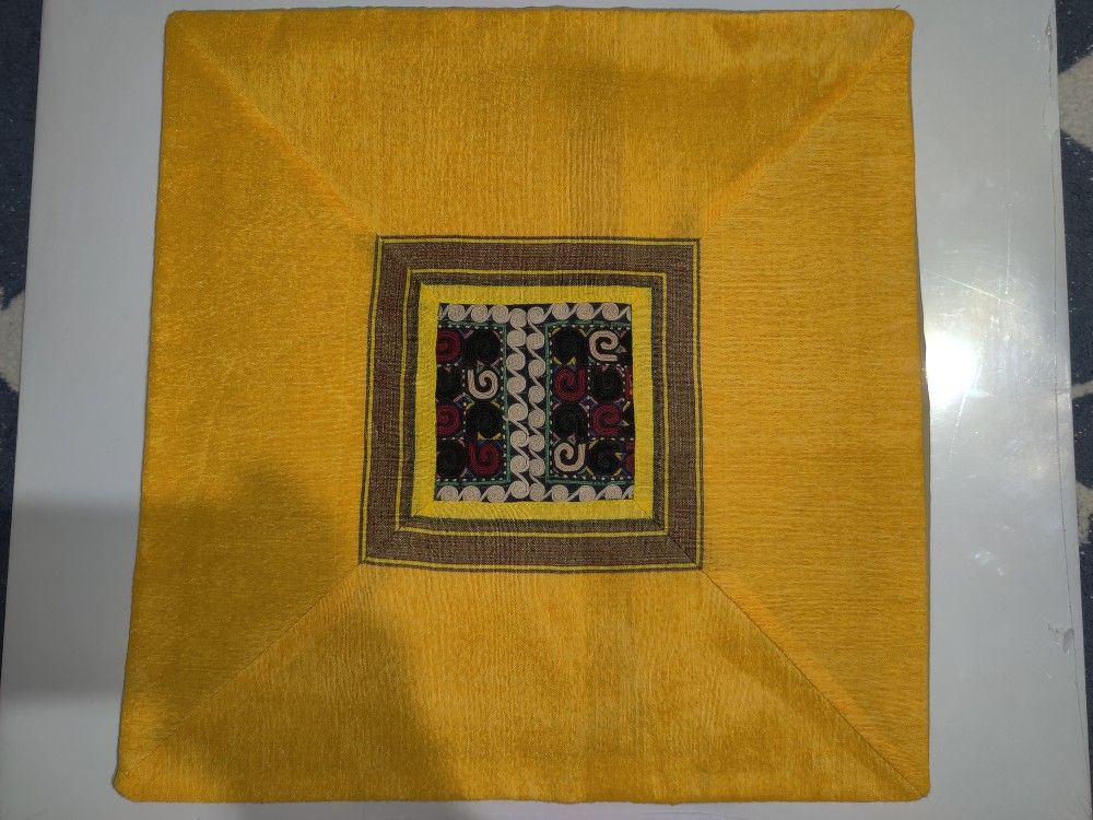Decorative pillow case