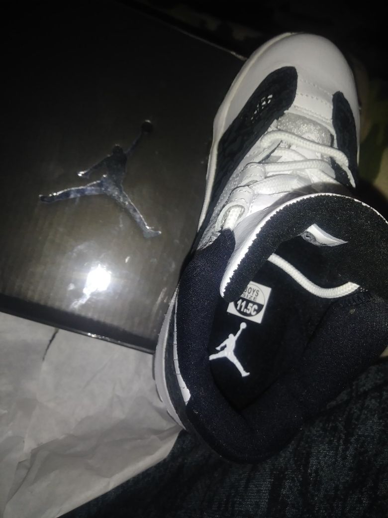 Jordan 11 retro low sz. 11.5C