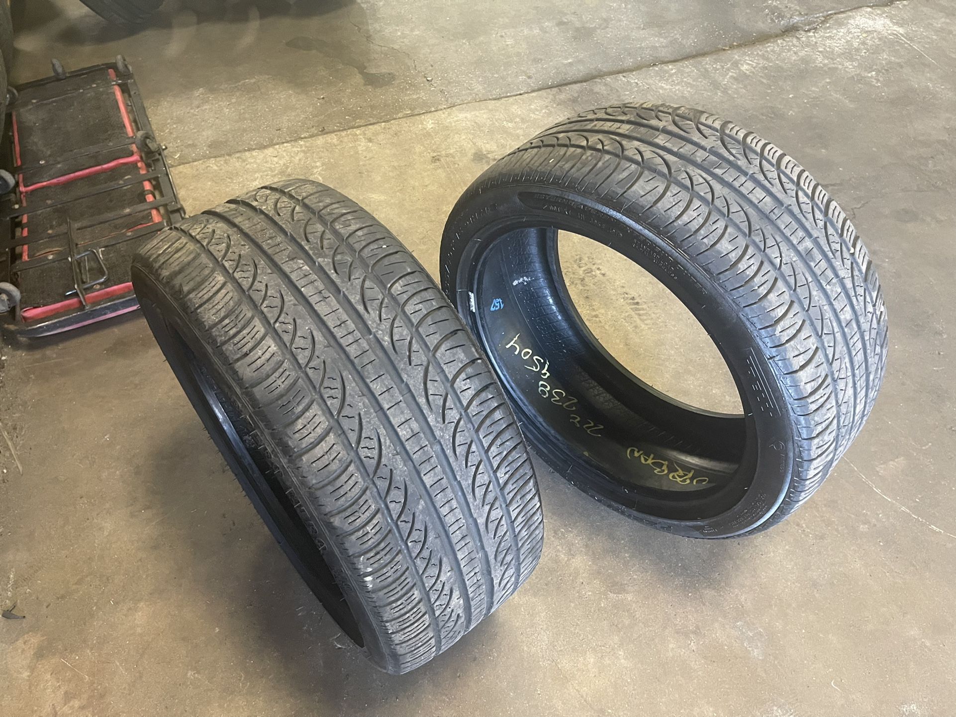 235/40/18 Pirelli P-zero Nero (x2) Very Good Shape