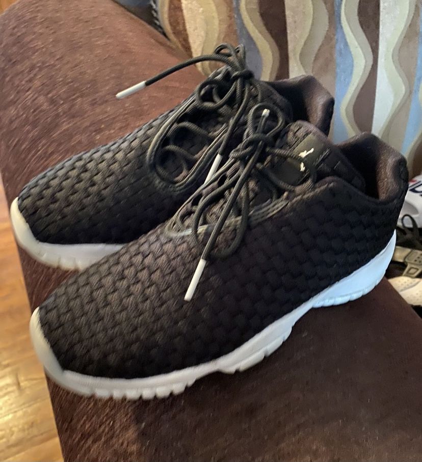 Jordan’s Size 4Y
