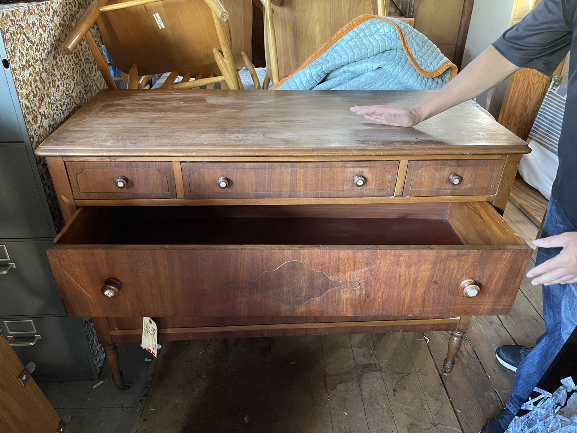 Credenza