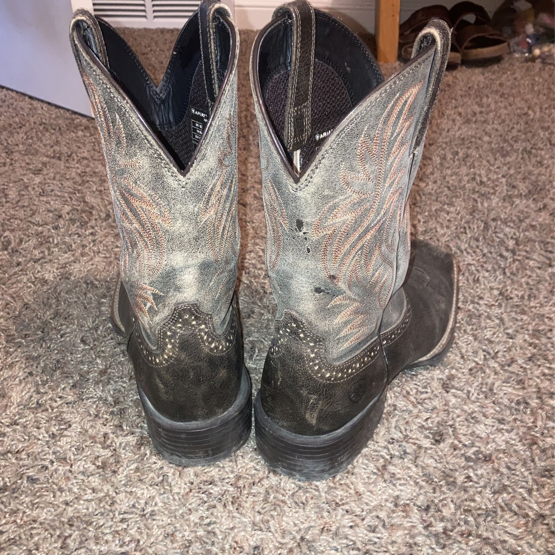 Black Ariat Cowboy Boots Size 10 Men’s