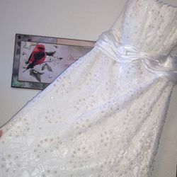 Ivory Wedding Dress Thumbnail