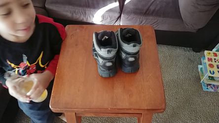 Toddler Snow Boots Size 8 Thumbnail