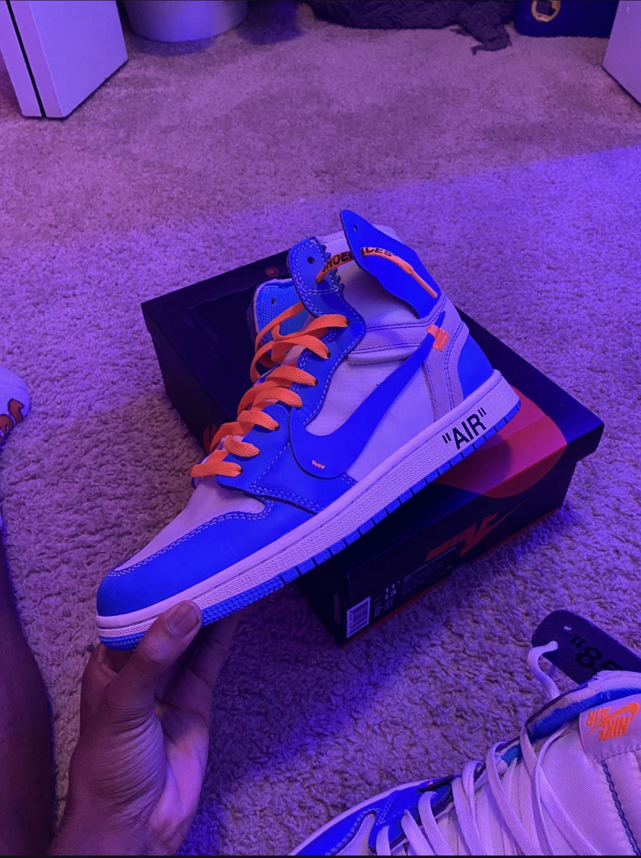 Jordan 1 OFF-WHITE UNC