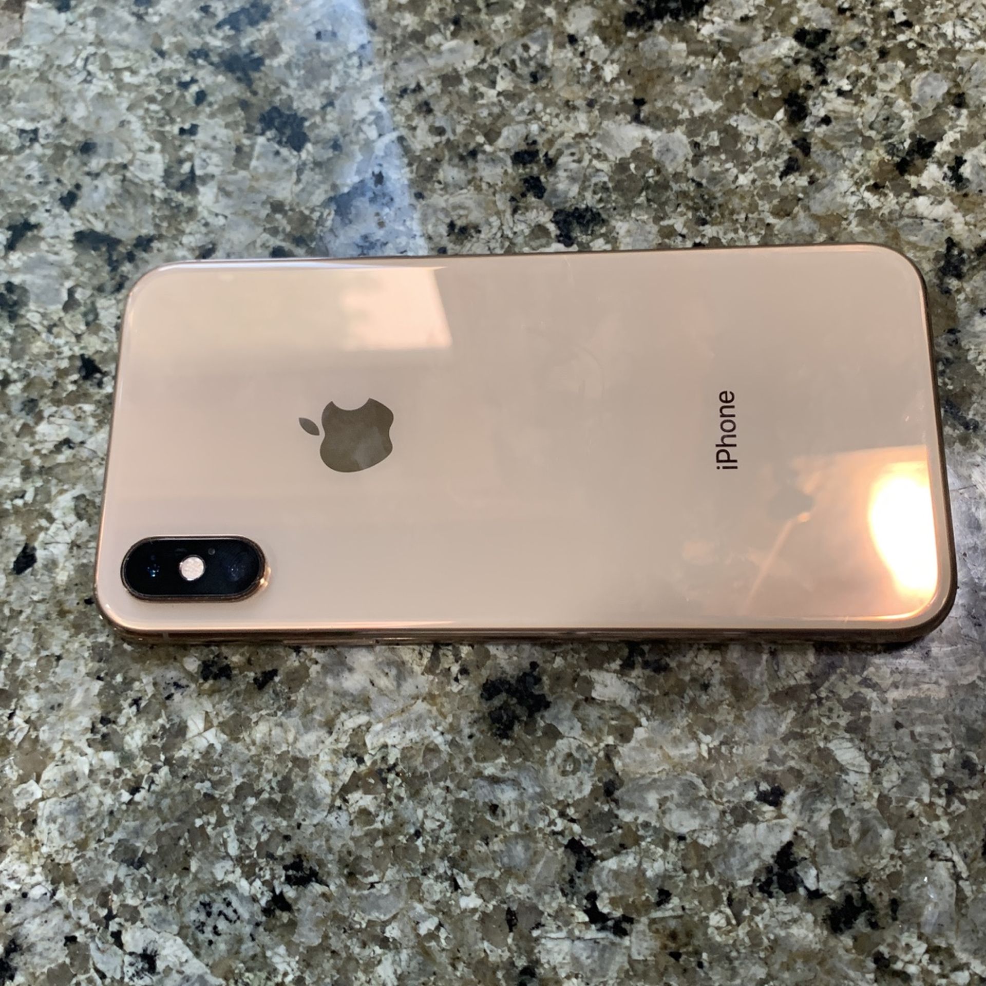 iPhone XS 64gb Factory Unlocked