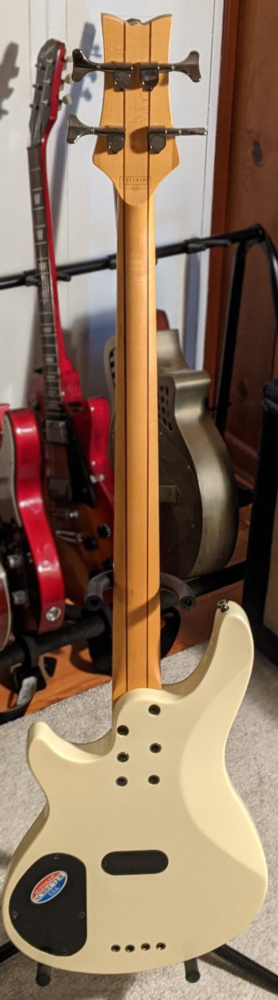 Schecter Diamond series C-4 Custom Bass Guitar
