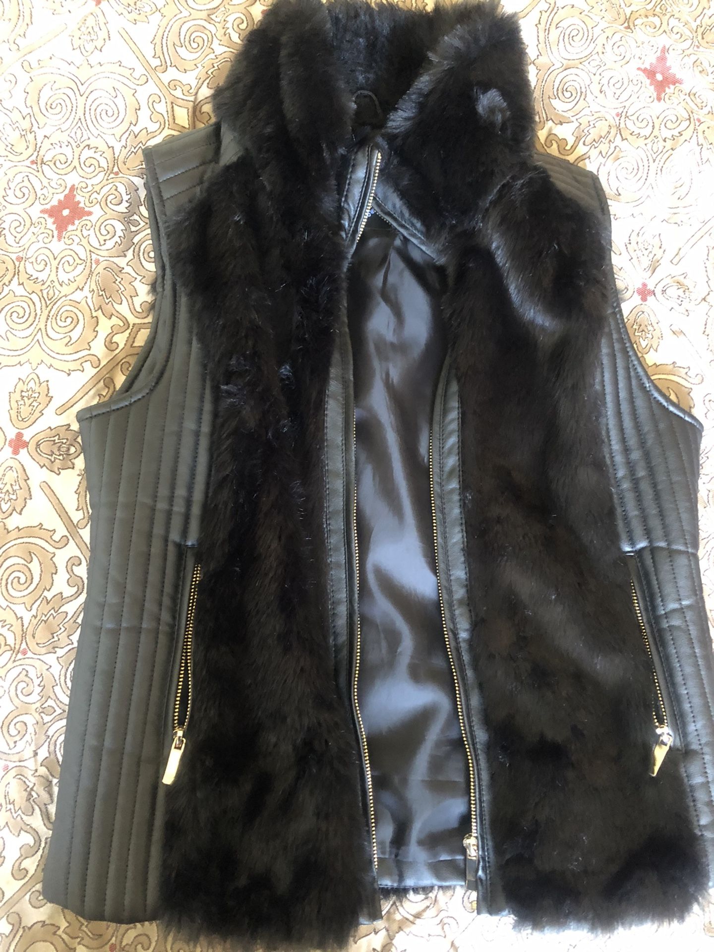 Women Vest/coat Size Med