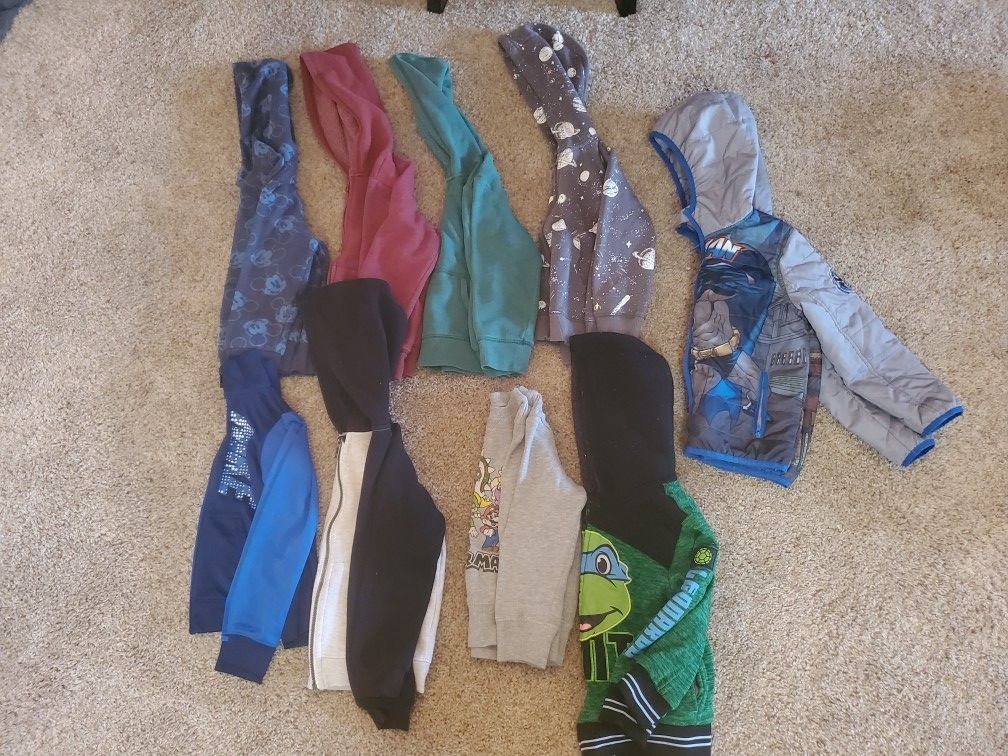 Lot Of Toddler Boy Sweaters ▪︎PRE-OWNED ▪︎Size:4/4T
